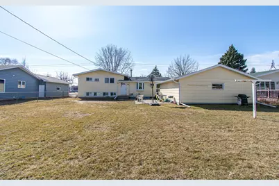 1406 24th Avenue S, Moorhead, MN 56560 - Photo 44