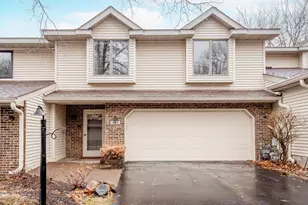 493 Sterling St S, Maplewood, MN 55119 - Photo 26