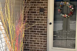 493 Sterling St S, Maplewood, MN 55119 - Photo 2