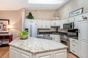 493 Sterling St S, Maplewood, MN 55119 - Photo 4