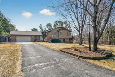 8050 152nd Lane NW, Anoka, MN 55303 - Photo 2