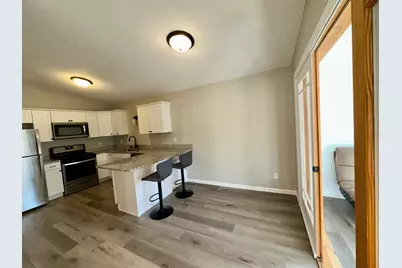 923 Lawnview Avenue, Shoreview, MN 55126 - Photo 8