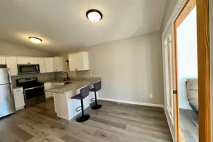 923 Lawnview Ave, Shoreview, MN 55126 - Photo 8