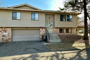 923 Lawnview Ave, Shoreview, MN 55126 - Photo 2