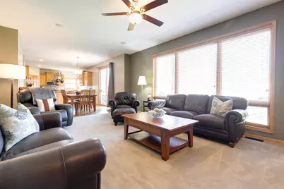 7568 Walnut Curve, Chanhassen, MN 55317 - Photo 16