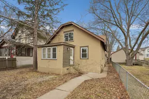 2811 Dupont Ave N, Minneapolis, MN 55411 - Photo 2