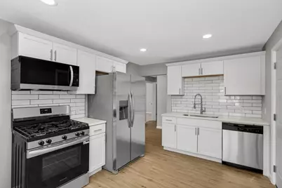 4533 Welcome Avenue N, Crystal, MN 55422 - Photo 6