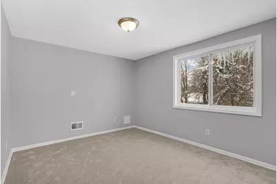 4533 Welcome Avenue N, Crystal, MN 55422 - Photo 10