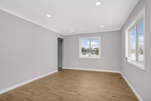 4533 Welcome Ave N, Crystal, MN 55422 - Photo 4