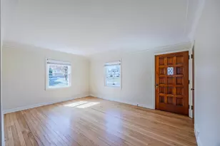 125 Ridgewood Dr, Hopkins, MN 55343 - Photo 6