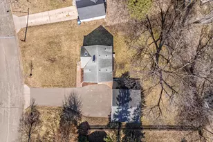 125 Ridgewood Dr, Hopkins, MN 55343 - Photo 44