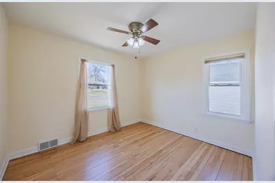 125 Ridgewood Drive, Hopkins, MN 55343 - Photo 20