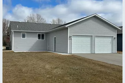 2008 Nelson Drive, Thief River Falls, MN 56701 - Photo 20