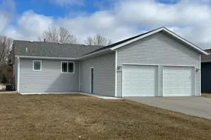 2008 Nelson Dr, Thief River Falls, MN 56701 - Photo 20