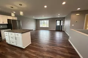 2008 Nelson Dr, Thief River Falls, MN 56701 - Photo 10