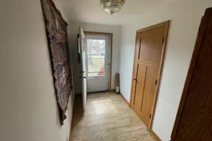 1401 30th Ave NE, Austin, MN 55912 - Photo 10