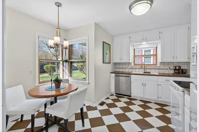 743 Nebraska Avenue W, Saint Paul, MN 55117 - Photo 8