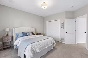 11821 Linden Ct N, Lake Elmo, MN 55042 - Photo 40