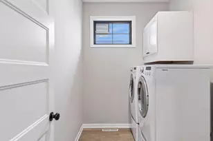 11821 Linden Ct N, Lake Elmo, MN 55042 - Photo 26