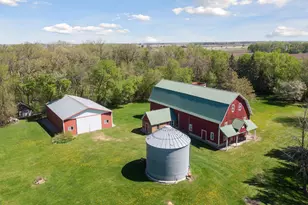 18825 County Rd 50, Hamburg, MN 55339 - Photo 10