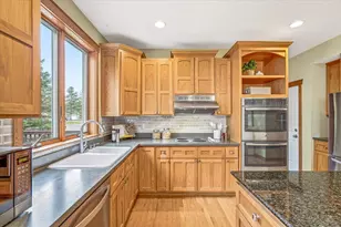 1101 Maple Dr, Hudson, WI 54016 - Photo 16