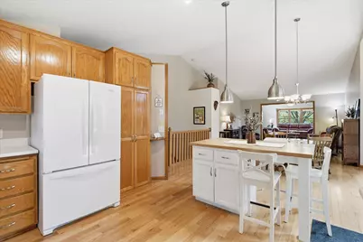 3110 Bluebell Avenue N, Brooklyn Park, MN 55443 - Photo 14