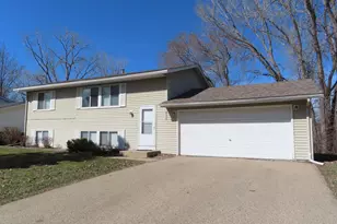 2115 Cliffview Dr, Eagan, MN 55122 - Photo 1