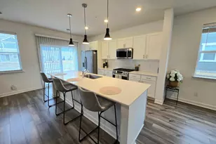 3040 Basswood St, Little Canada, MN 55117 - Photo 4