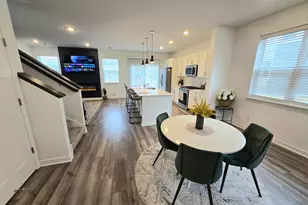 3040 Basswood St, Little Canada, MN 55117 - Photo 12
