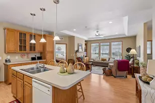 806 Roundhouse St, Shakopee, MN 55379 - Photo 18