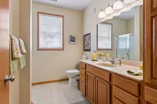 806 Roundhouse St, Shakopee, MN 55379 - Photo 12