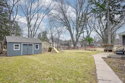 321 3rd Avenue SE, New Brighton, MN 55112 - Photo 2