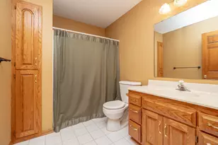 910 Deercreek Pkwy, Belle Plaine, MN 56011 - Photo 22