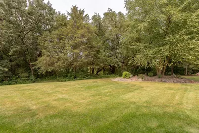 910 Deercreek Parkway, Belle Plaine, MN 56011 - Photo 44