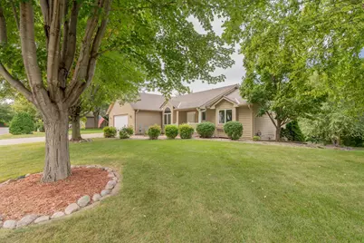 910 Deercreek Parkway, Belle Plaine, MN 56011 - Photo 46