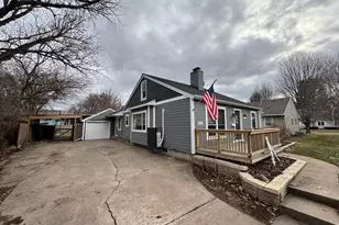 6439 Olympia St, Golden Valley, MN 55427 - Photo 4