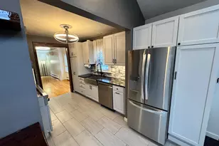 6439 Olympia St, Golden Valley, MN 55427 - Photo 6