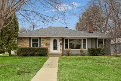 1914 Holton Street, Roseville, MN 55113 - Photo 1