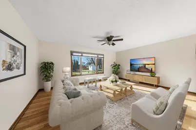 580 N Waterville Avenue, Le Center, MN 56057 - Photo 4