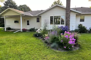 580 N Waterville Ave, Le Center, MN 56057 - Photo 30