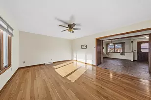 580 N Waterville Ave, Le Center, MN 56057 - Photo 6