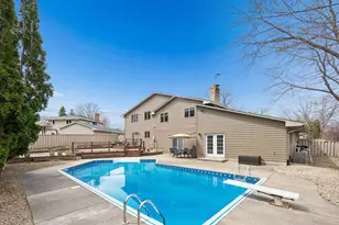 11513 Ravoux Ave, Burnsville, MN 55337 - Photo 34