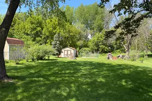 7230 38th St N, Oakdale, MN 55128 - Photo 4