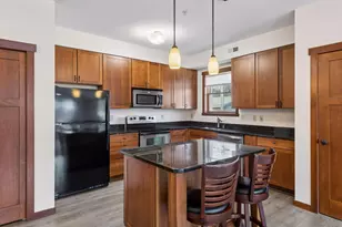 625 Dayton Ave, Saint Paul, MN 55104 - Photo 12