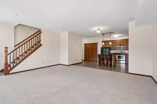 625 Dayton Ave, Saint Paul, MN 55104 - Photo 10
