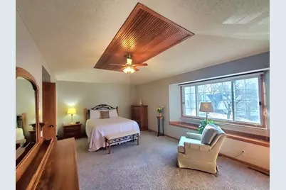 5730 Donegal Drive, Shoreview, MN 55126 - Photo 12