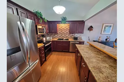 5730 Donegal Drive, Shoreview, MN 55126 - Photo 4