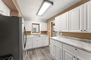 548 5th Ave S, South Saint Paul, MN 55075 - Photo 6