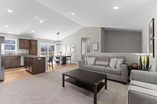 1311 Balsam Ln, Watertown, MN 55388 - Photo 10