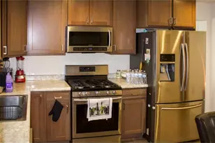 1112 Marsh St, Mankato, MN 56001 - Photo 2